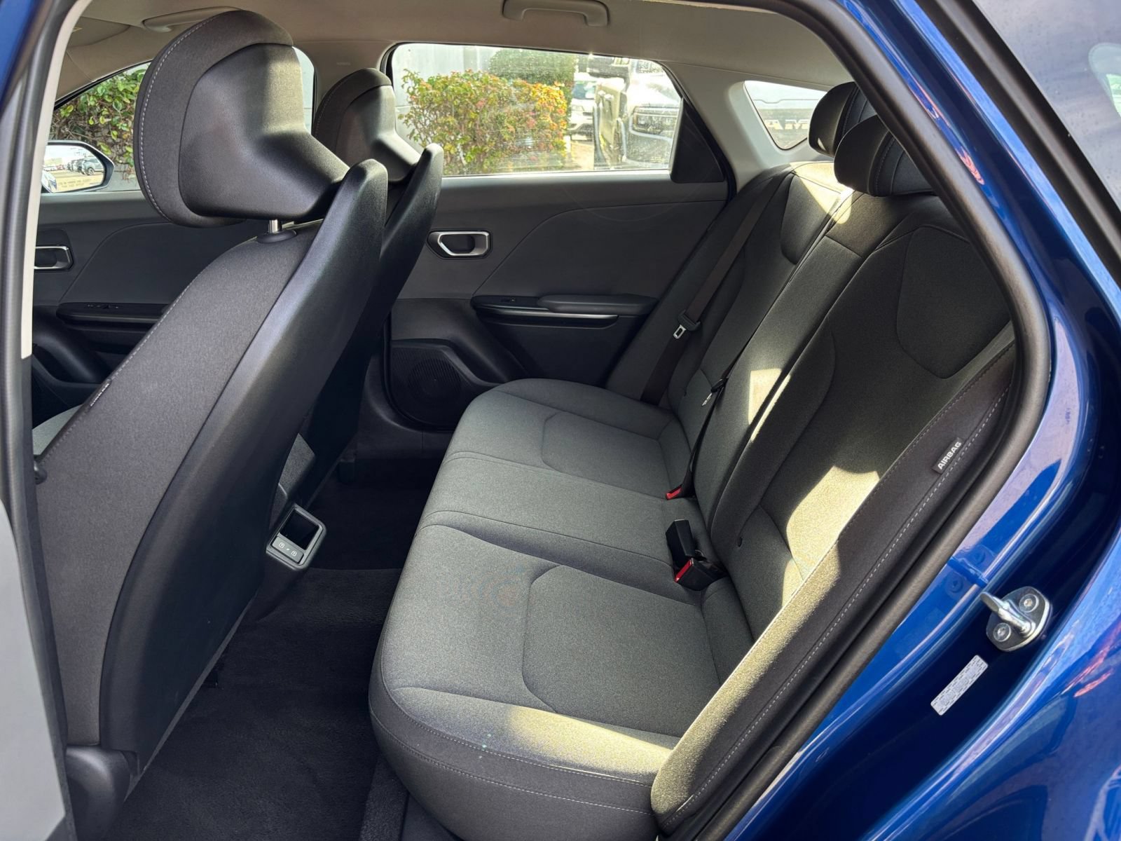 Used 2025 Kia K4 FWD image 25