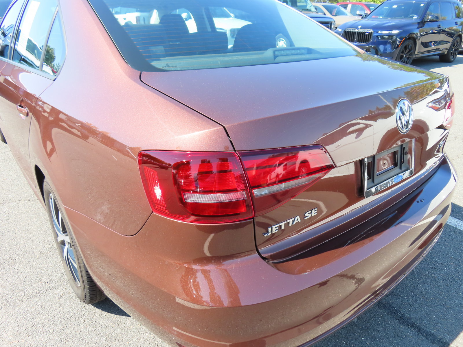 Used 2016 Volkswagen Jetta SE FWD image 10