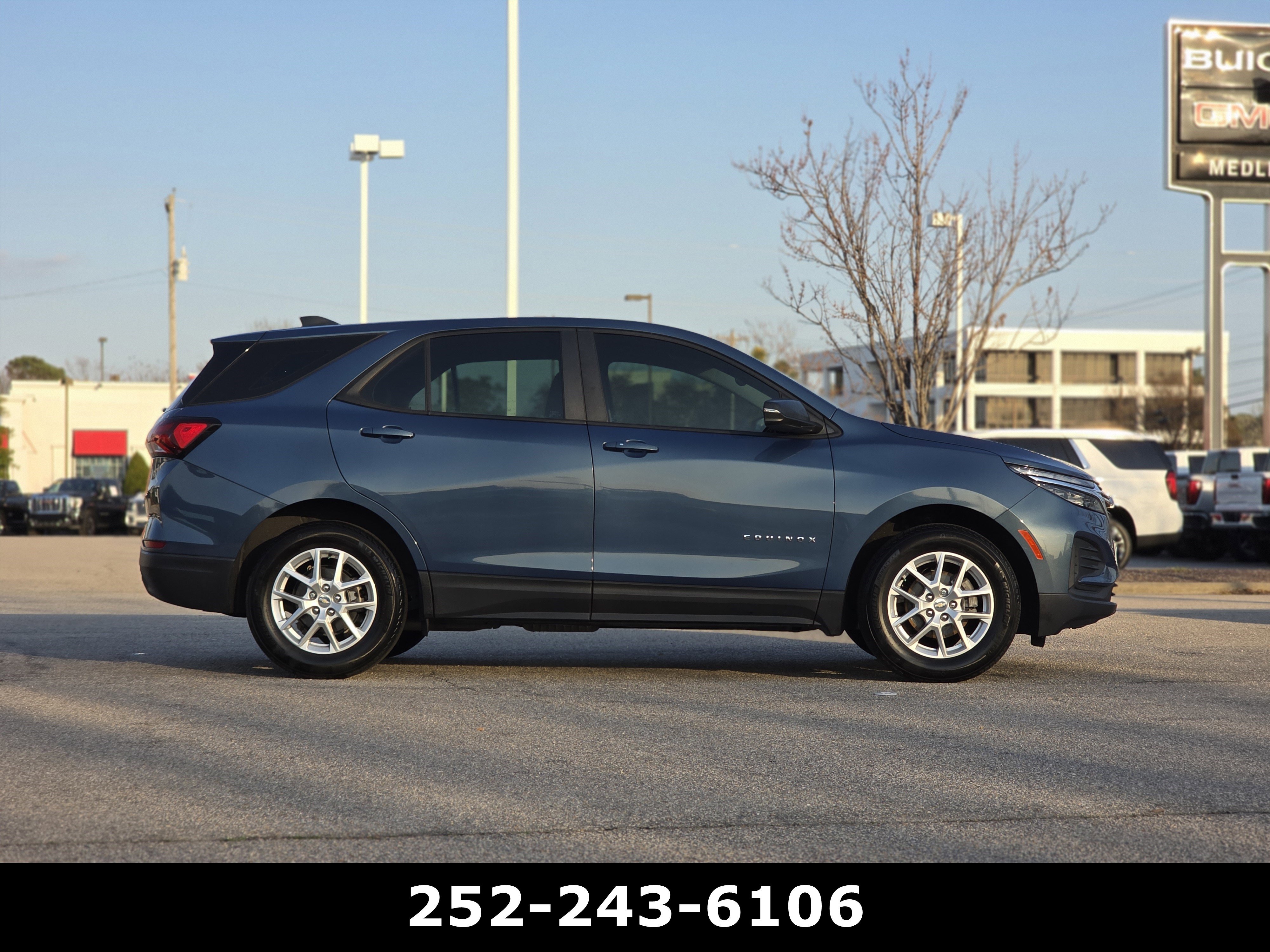 Used 2024 Chevrolet Equinox LS FWD image 8