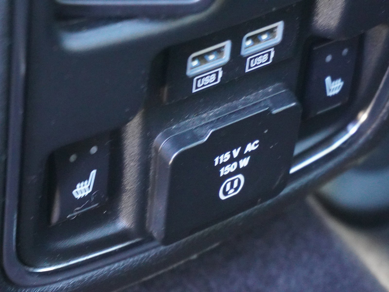 Used 2015 Jeep Grand Cherokee Overland image 16