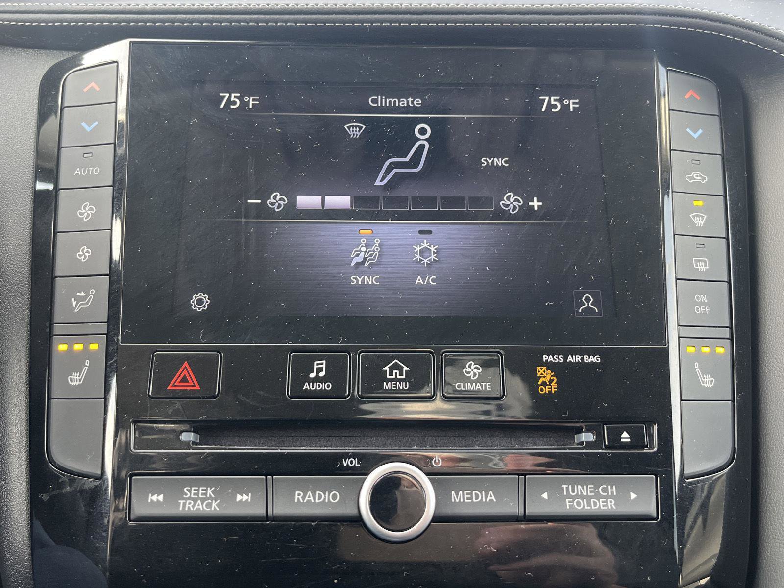 Used 2025 INFINITI QX50 Luxe image 17