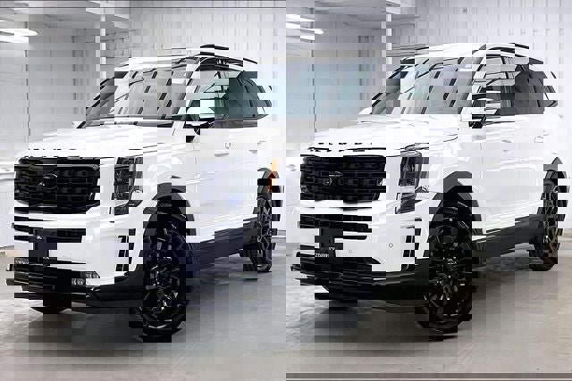 Used 2021 Kia Telluride SX w/ SX Prestige Package image 2
