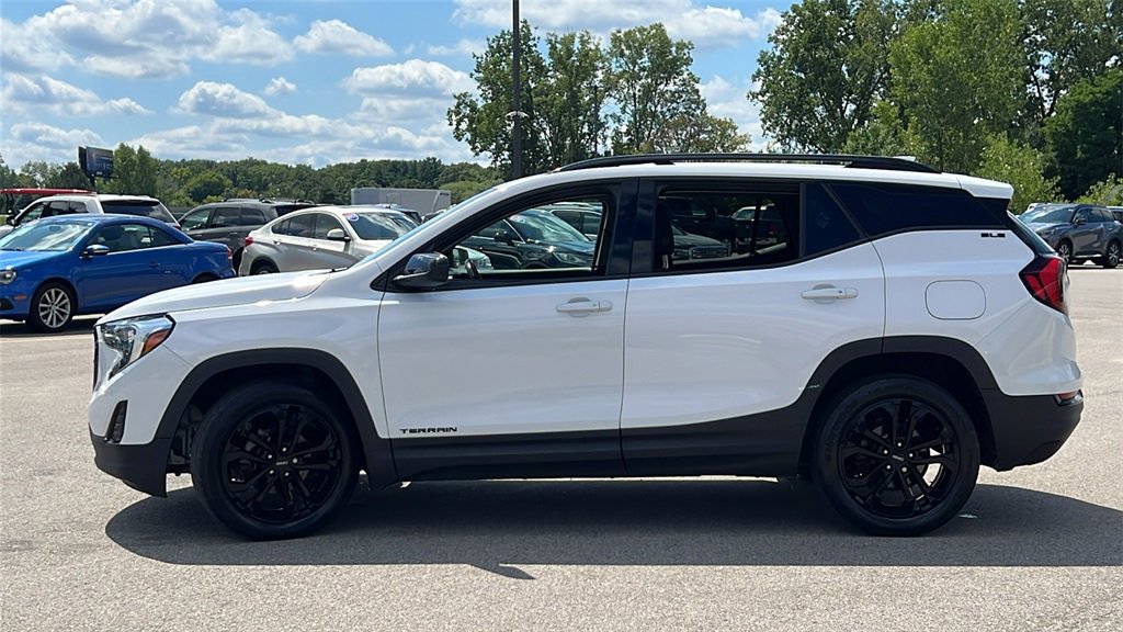 Used 2020 GMC Terrain SLE image 8