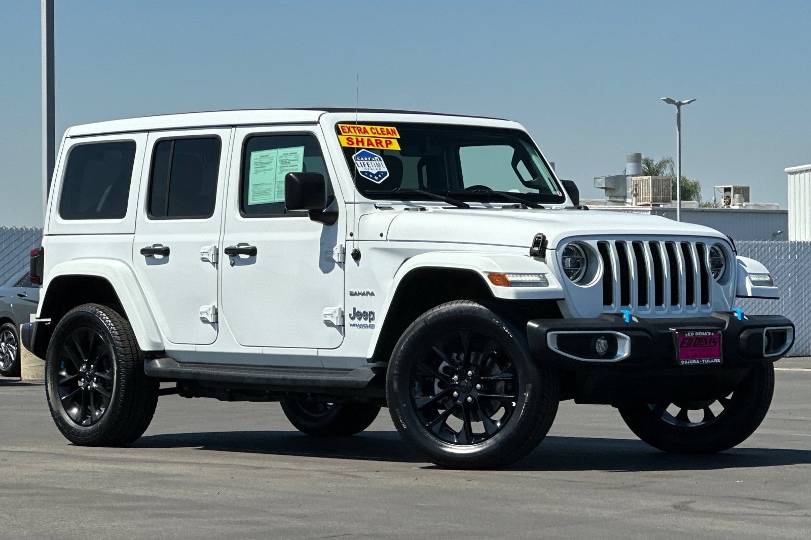 Used 2022 Jeep Wrangler Unlimited Sahara AWD/4WD image 2