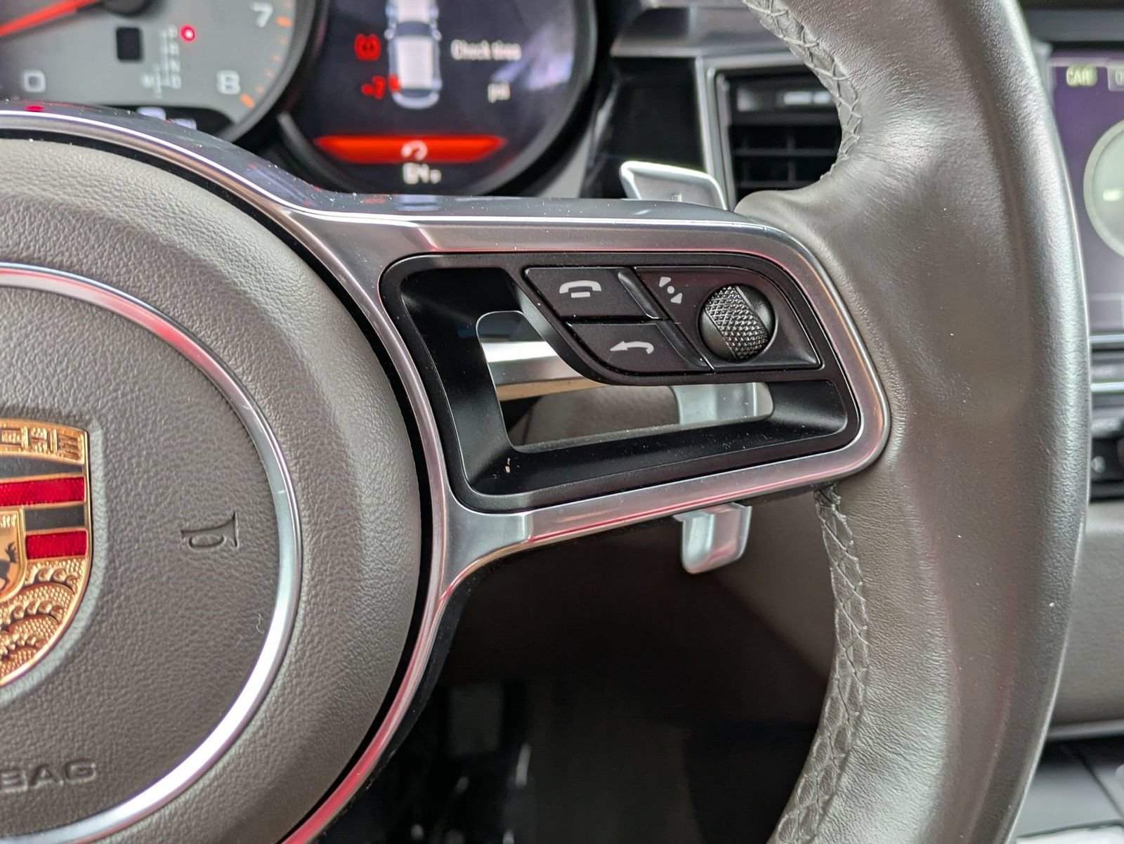 Used 2015 Porsche Macan S AWD/4WD image 11