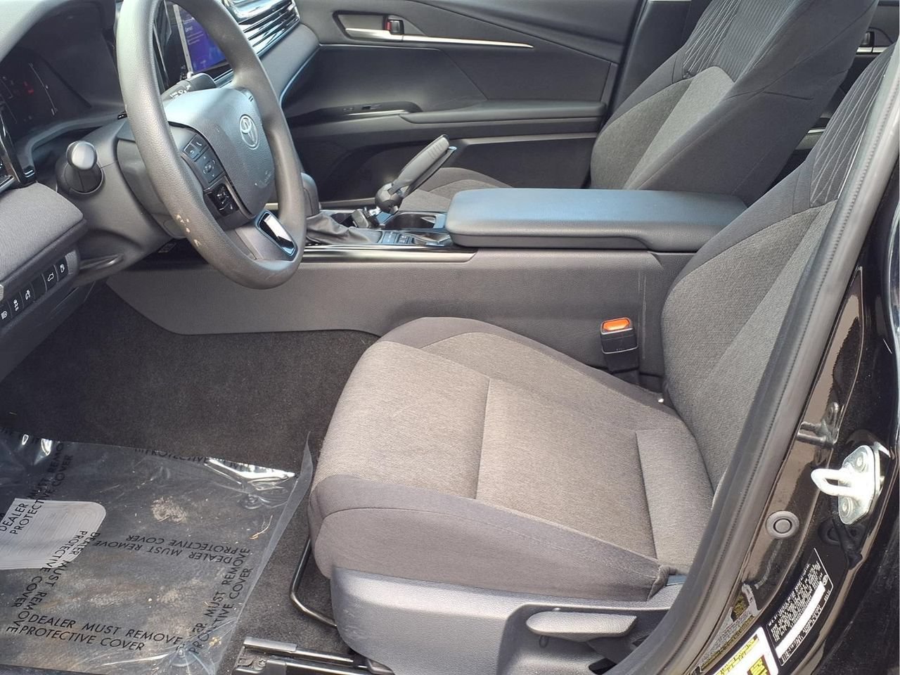 Used 2025 Toyota Camry LE FWD image 11
