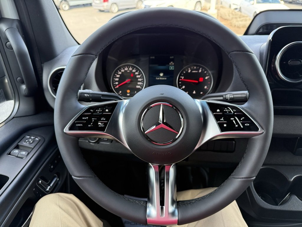 New 2025 Mercedes-Benz Sprinter 2500 image 25