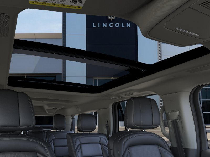 New 2026 Lincoln Navigator L Reserve AWD/4WD image 22