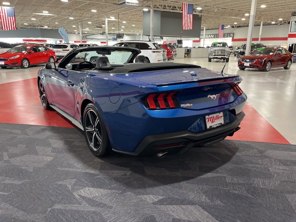 Used 2024 Ford Mustang Premium image 5