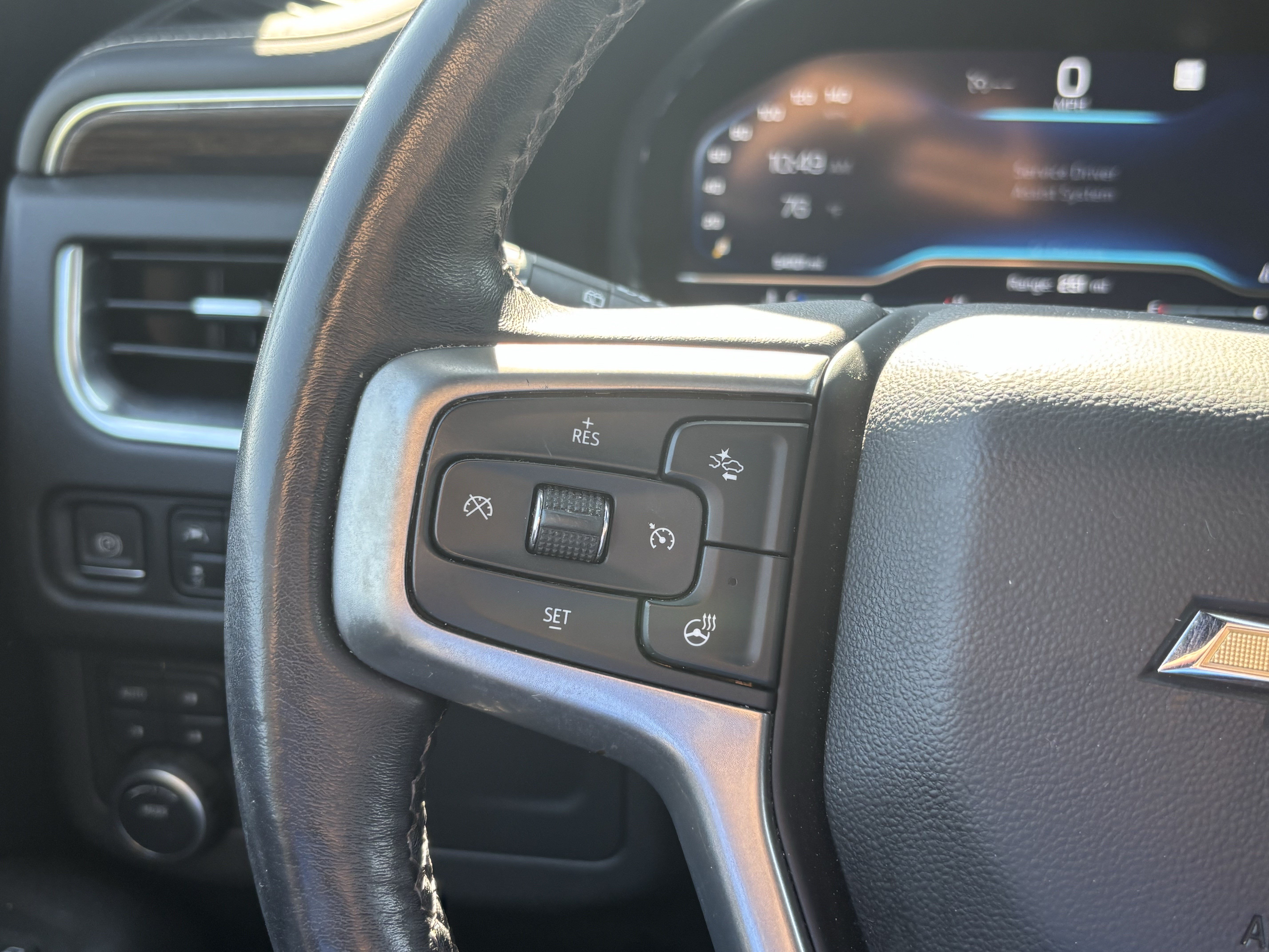 Used 2023 Chevrolet Tahoe Premier AWD/4WD image 21