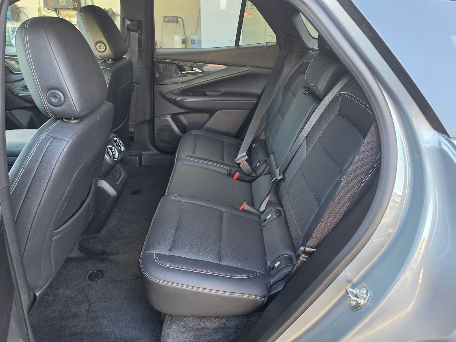 Used 2024 Chevrolet Blazer EV LT AWD/4WD image 16