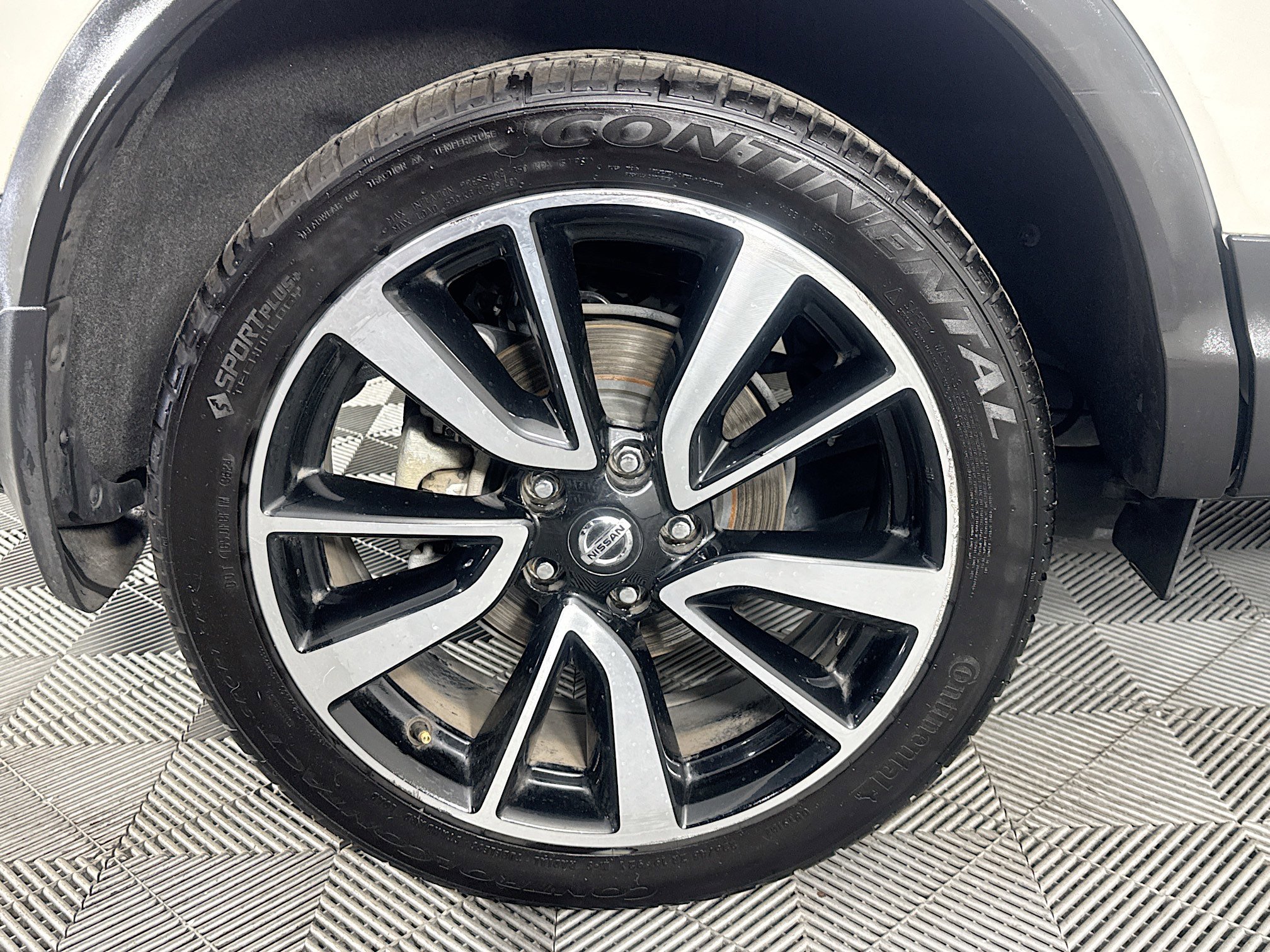 Used 2019 Nissan Rogue Sport SL w/ Premium Package image 58