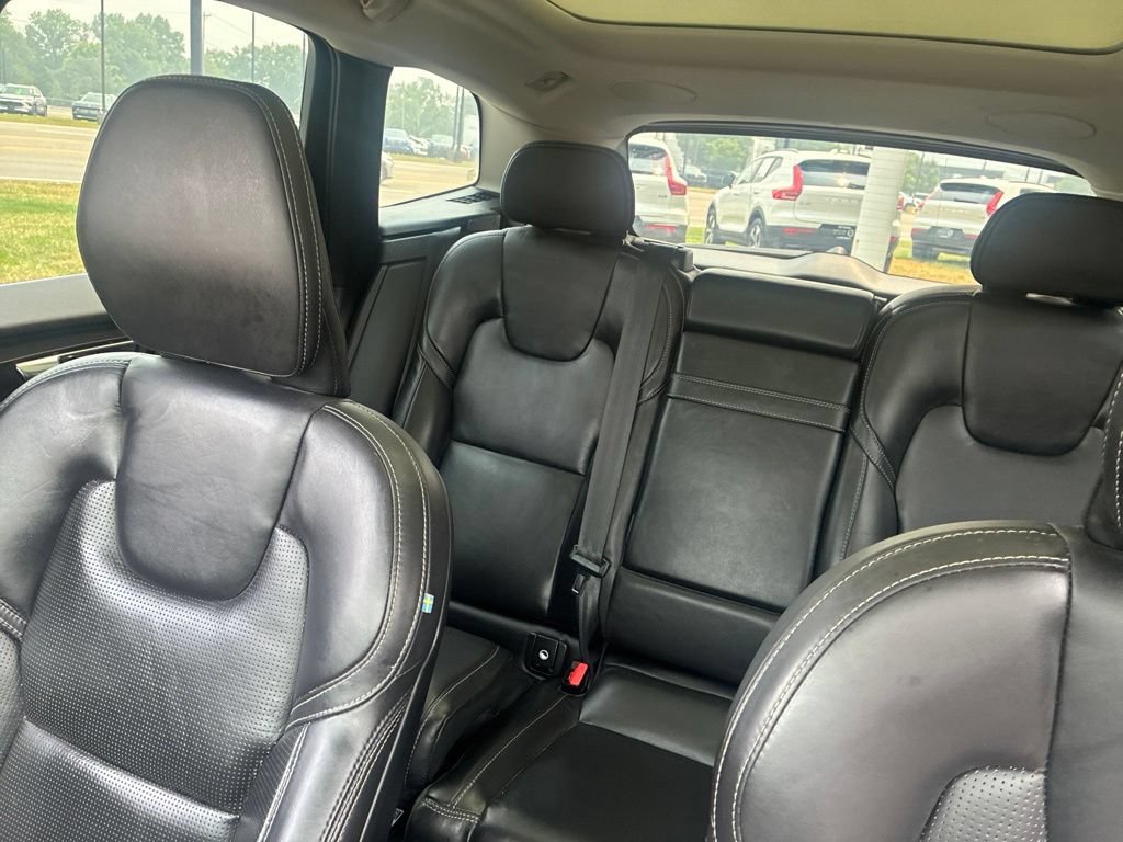 Used 2021 Volvo XC60 T5 Inscription AWD/4WD image 15