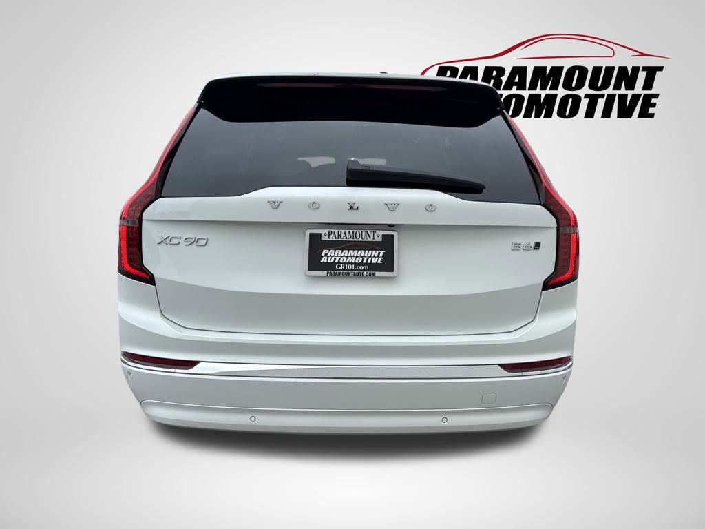 Used 2025 Volvo XC90 B6 Plus image 6