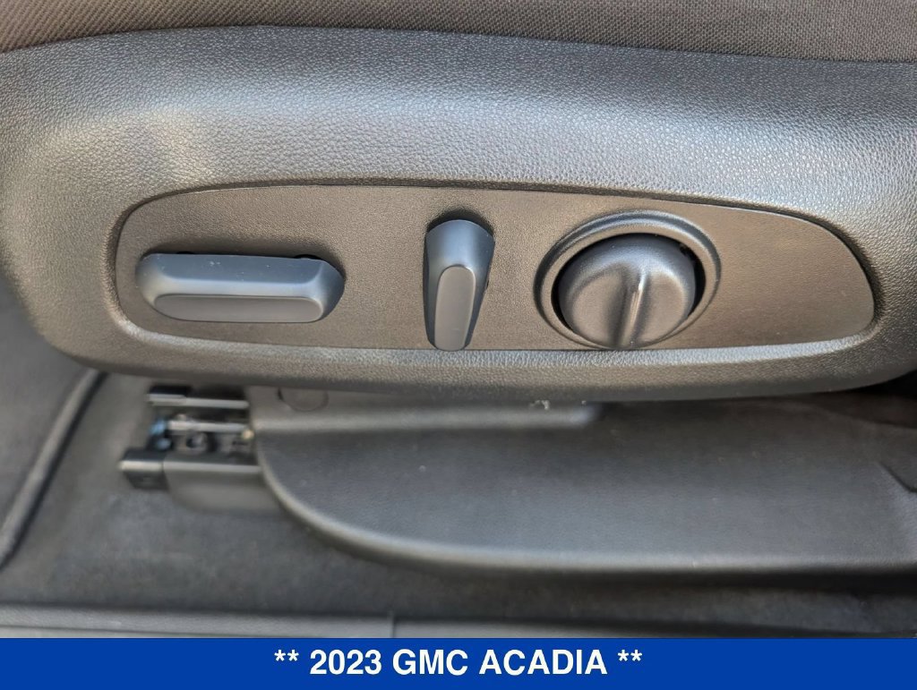 Used 2023 GMC Acadia SLE w/ Driver Convenience Package AWD/4WD image 14