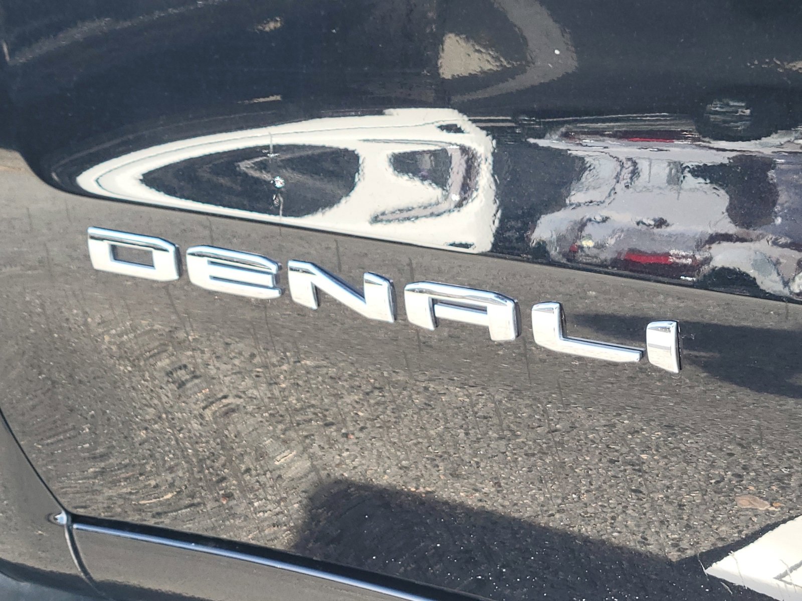 Used 2021 GMC Sierra 1500 Denali w/ Denali Premium Package image 14