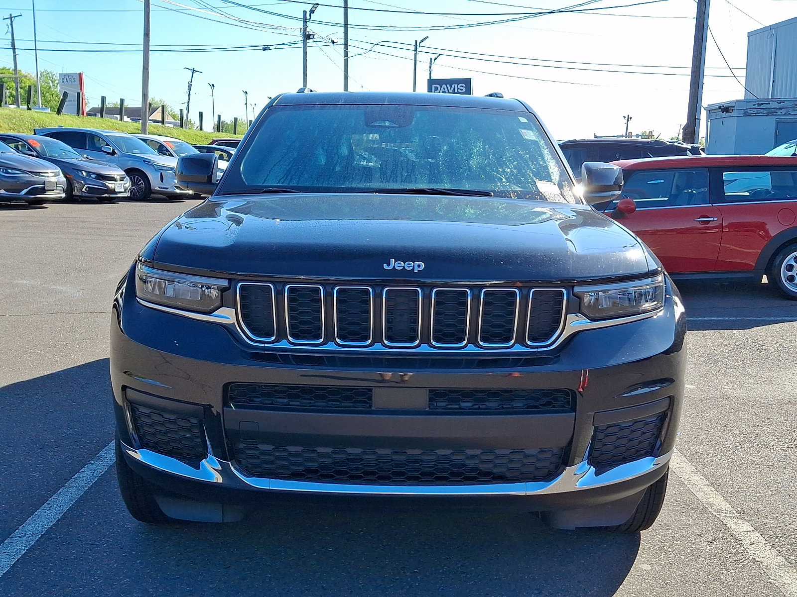 Used 2025 Jeep Grand Cherokee L Laredo w/ Luxury Tech Group I AWD/4WD image 2