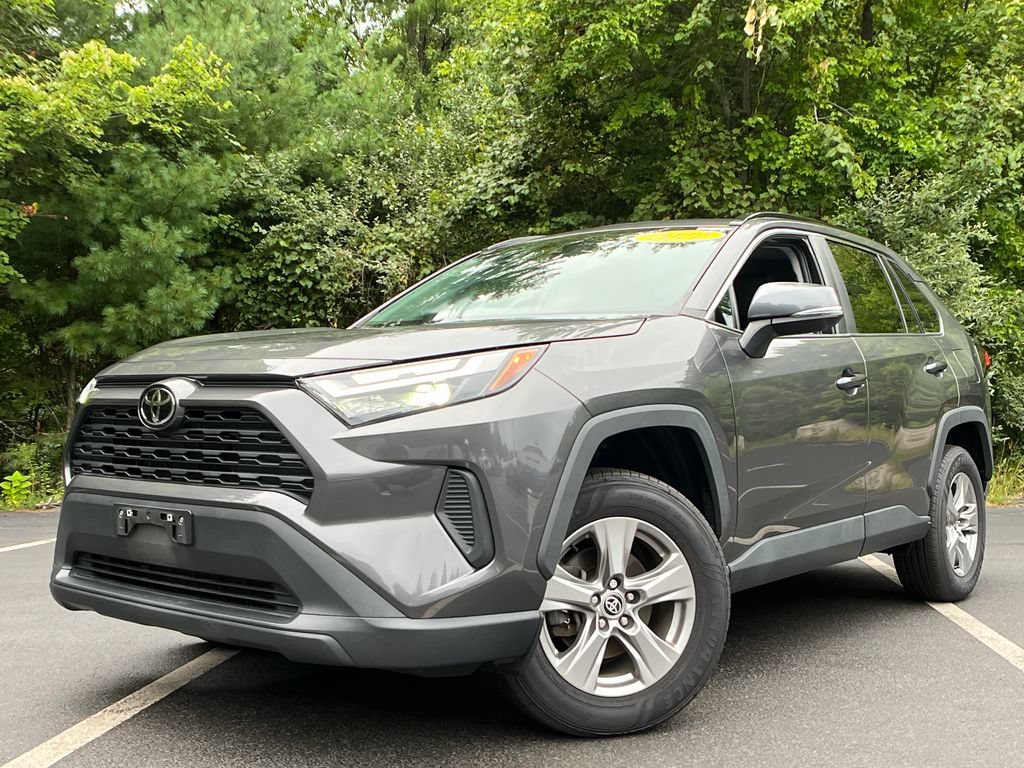 Used 2022 Toyota RAV4 XLE w/ Convenience Package