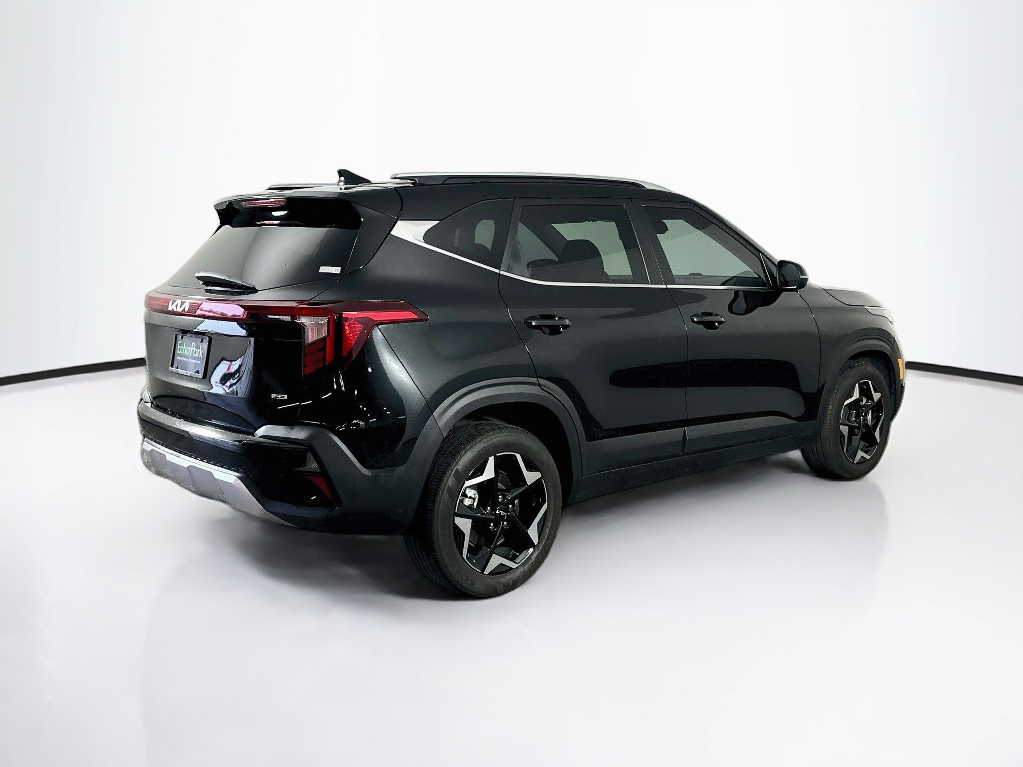 Used 2024 Kia Seltos EX AWD/4WD image 9