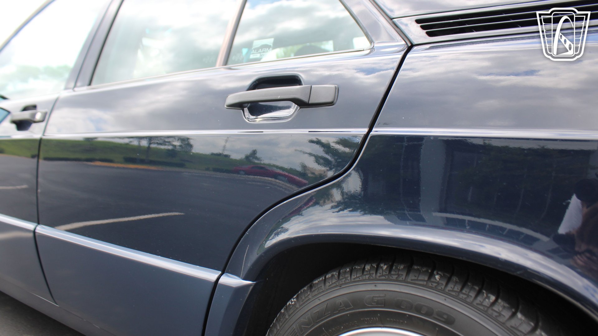 Used 1993 Mercedes-Benz 190 E 2.6 image 25
