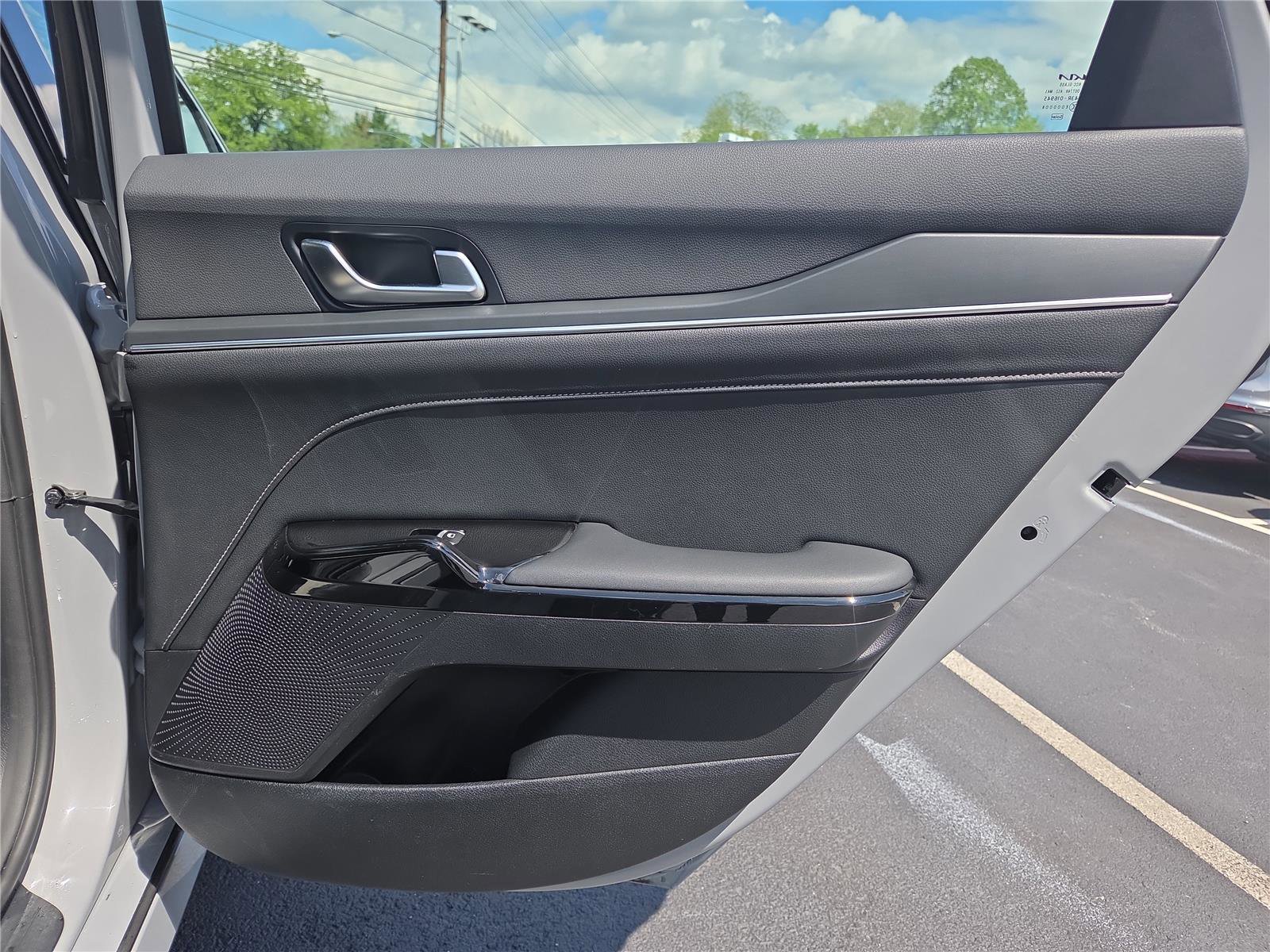 Used 2025 Kia K5 GT-Line AWD/4WD image 27