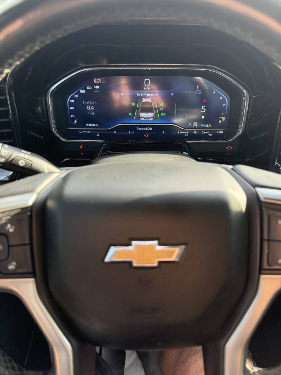 Used 2024 Chevrolet Silverado 2500 LTZ AWD/4WD image 16