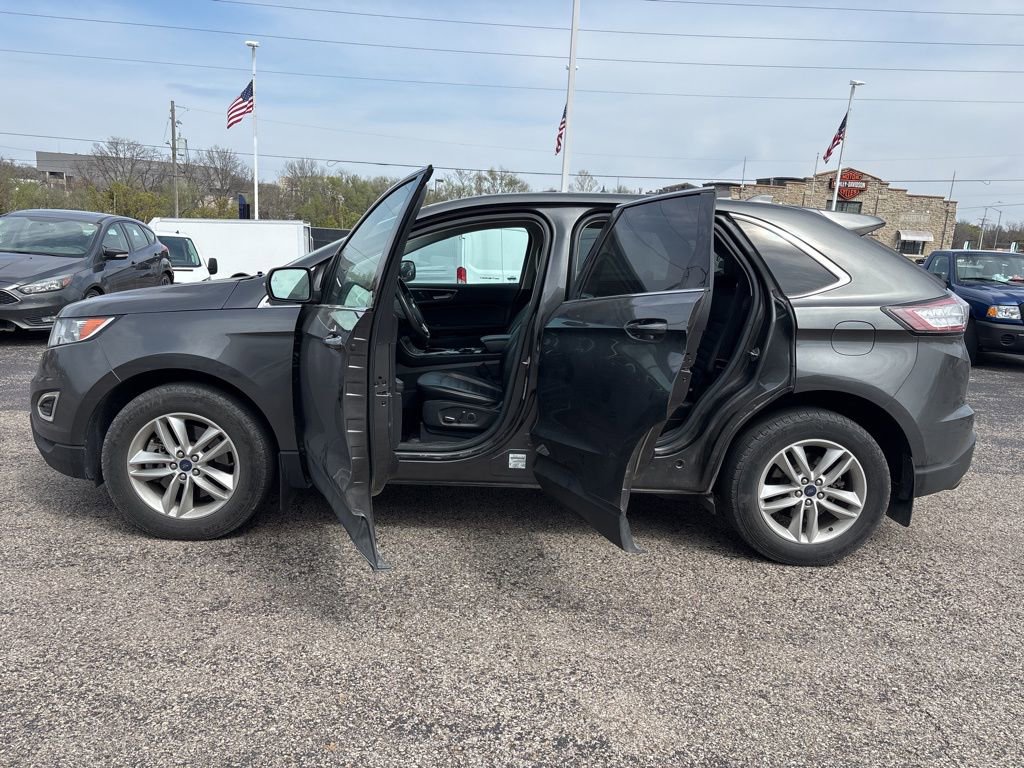 Used 2016 Ford Edge SEL w/ Equipment Group 201A image 4