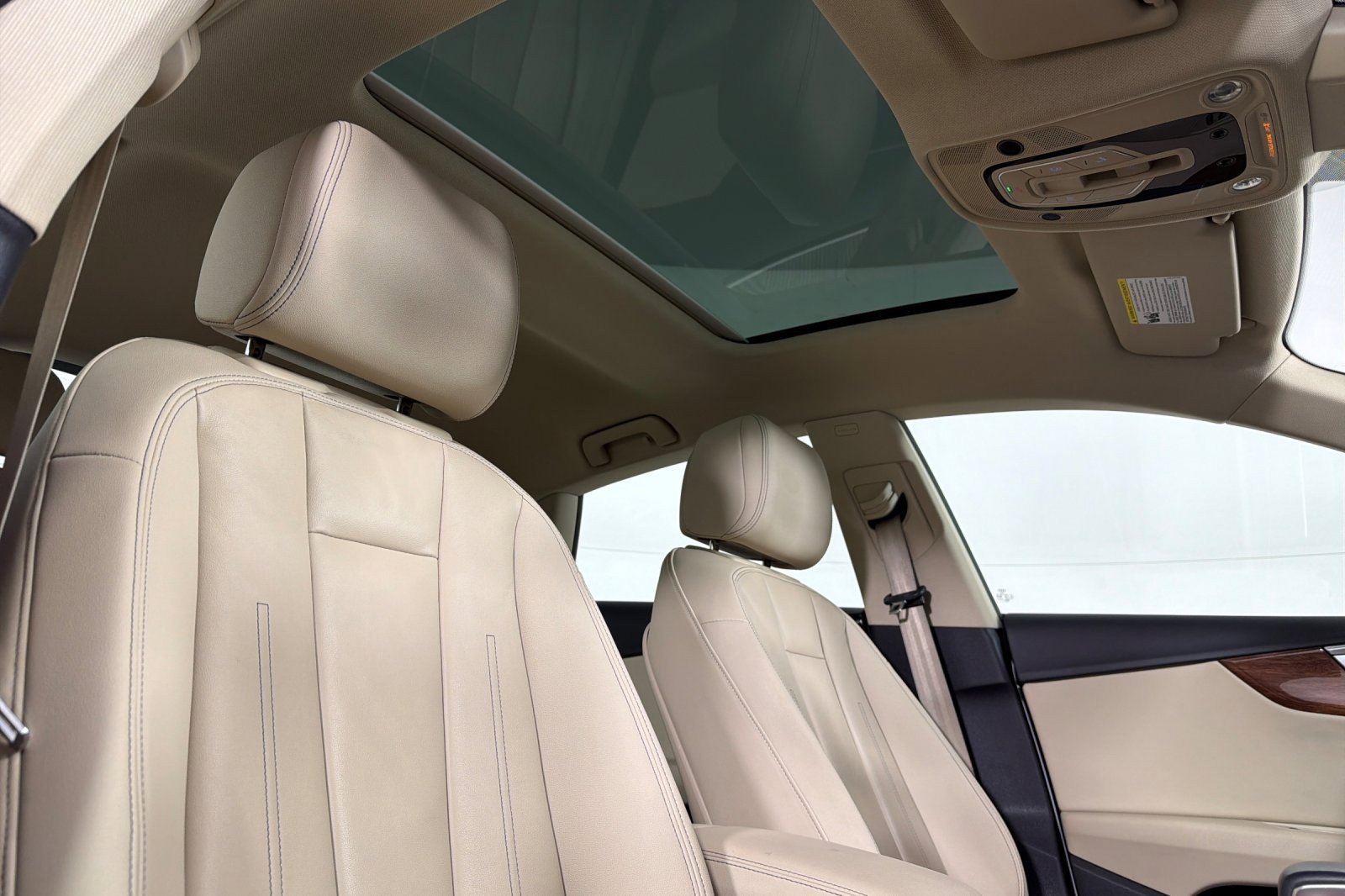 Used 2022 Audi A5 2.0T Premium image 15