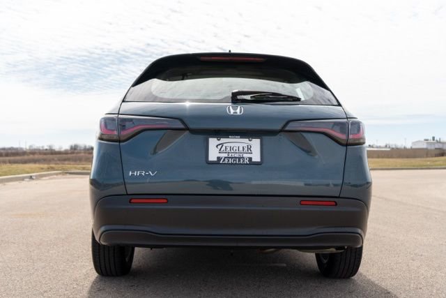 Used 2023 Honda HR-V LX image 6