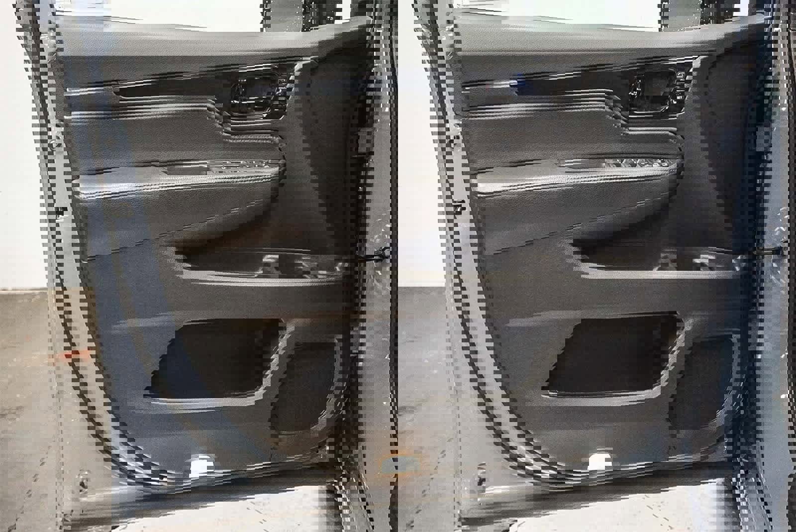 Used 2023 Honda Odyssey Elite image 24