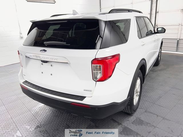 Used 2020 Ford Explorer XLT w/ Comfort Package image 7
