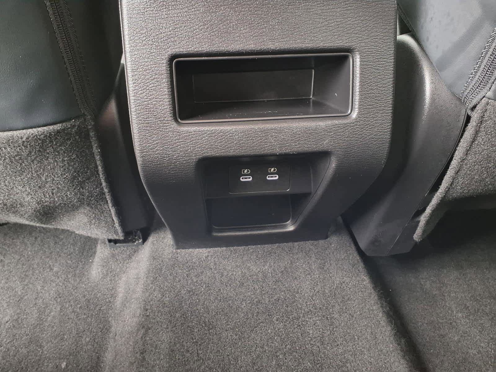 Used 2025 Mitsubishi Outlander SE FWD image 15