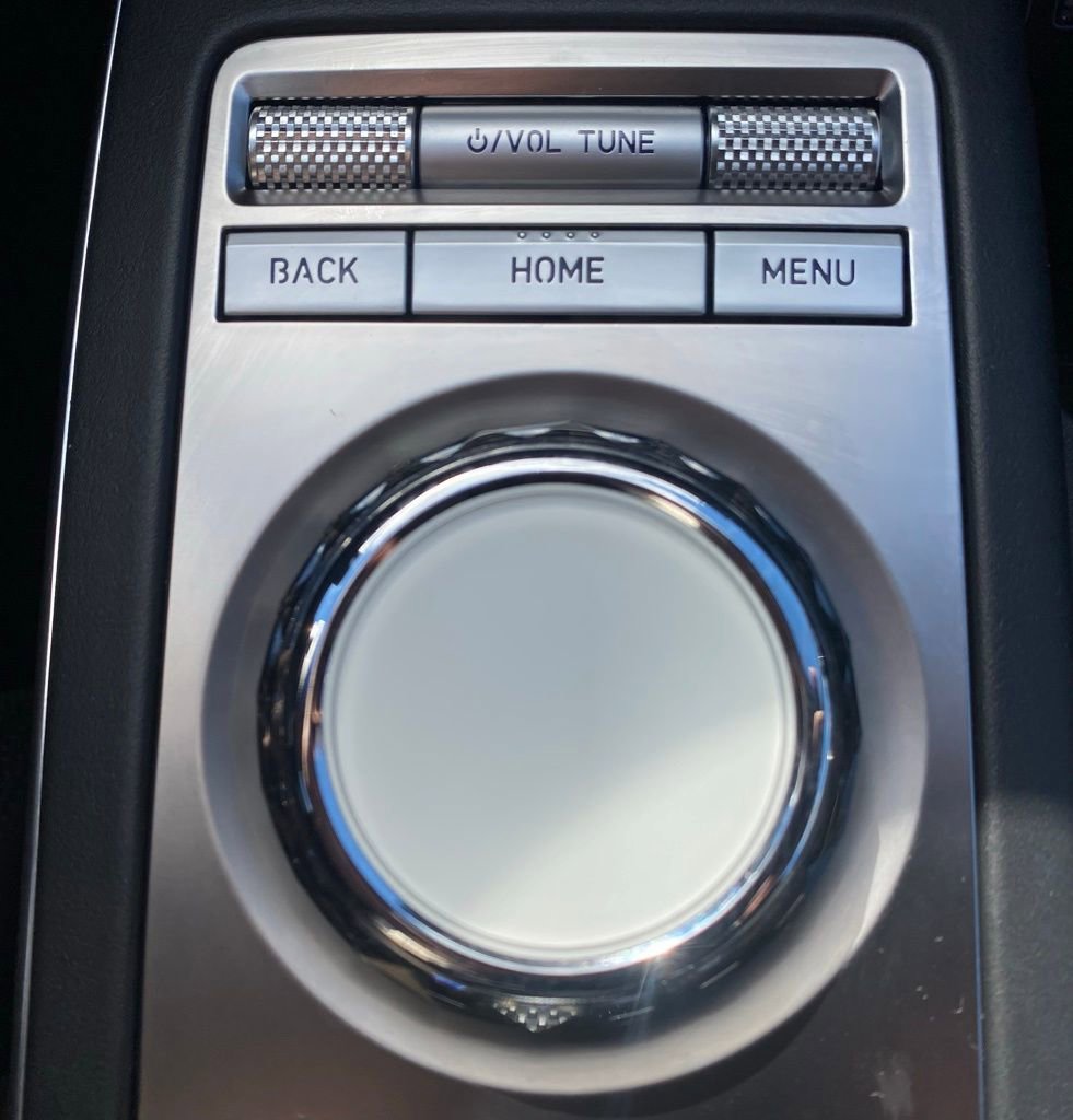 Certified 2025 Genesis GV70 3.5T Sport w/ Sport Advanced Package image 17