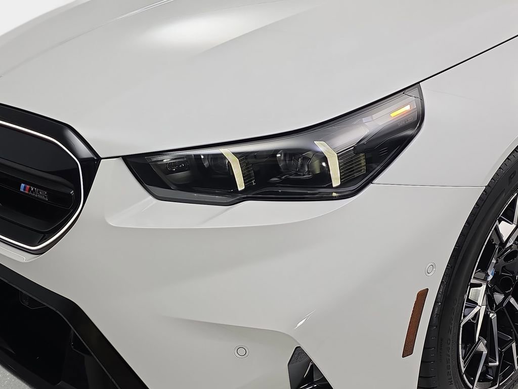 New 2026 BMW M5 w/ Executive Package AWD/4WD image 31
