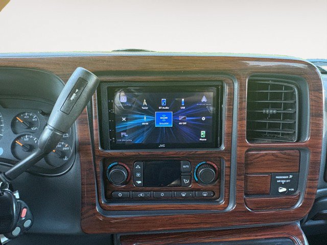Used 2005 Chevrolet Silverado 2500 LS AWD/4WD image 6