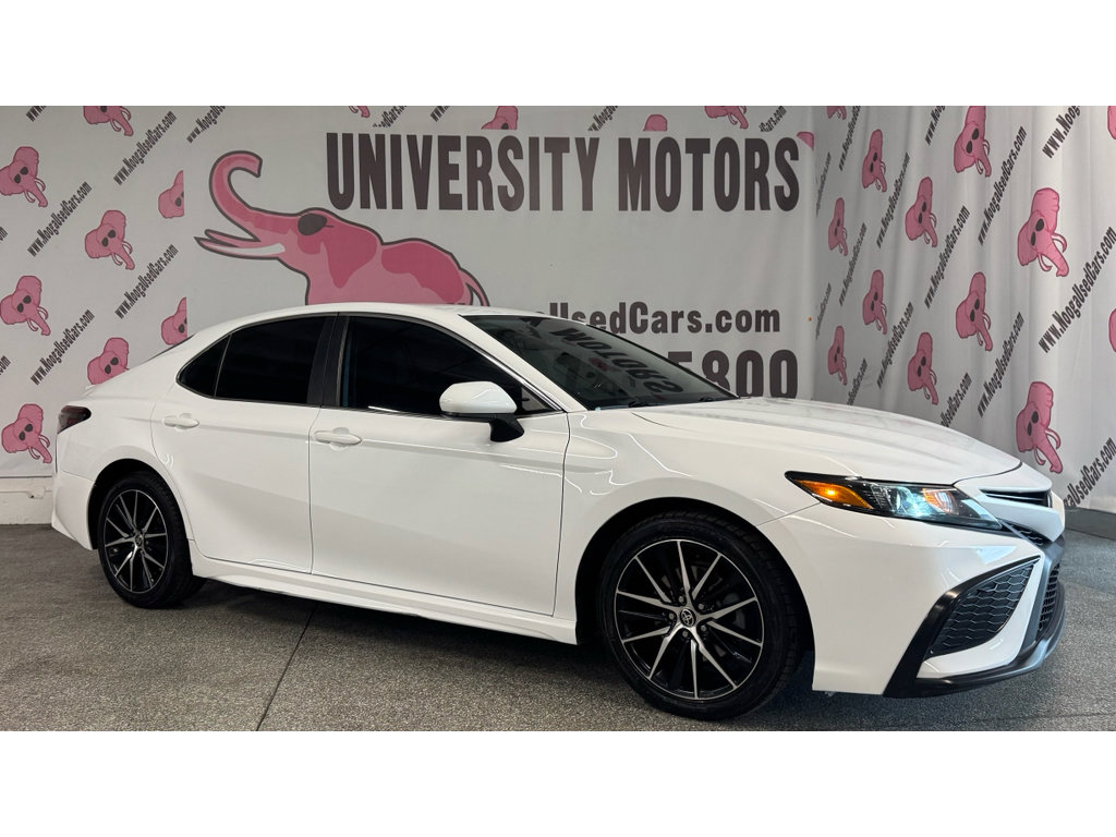 Used 2021 Toyota Camry SE image 4