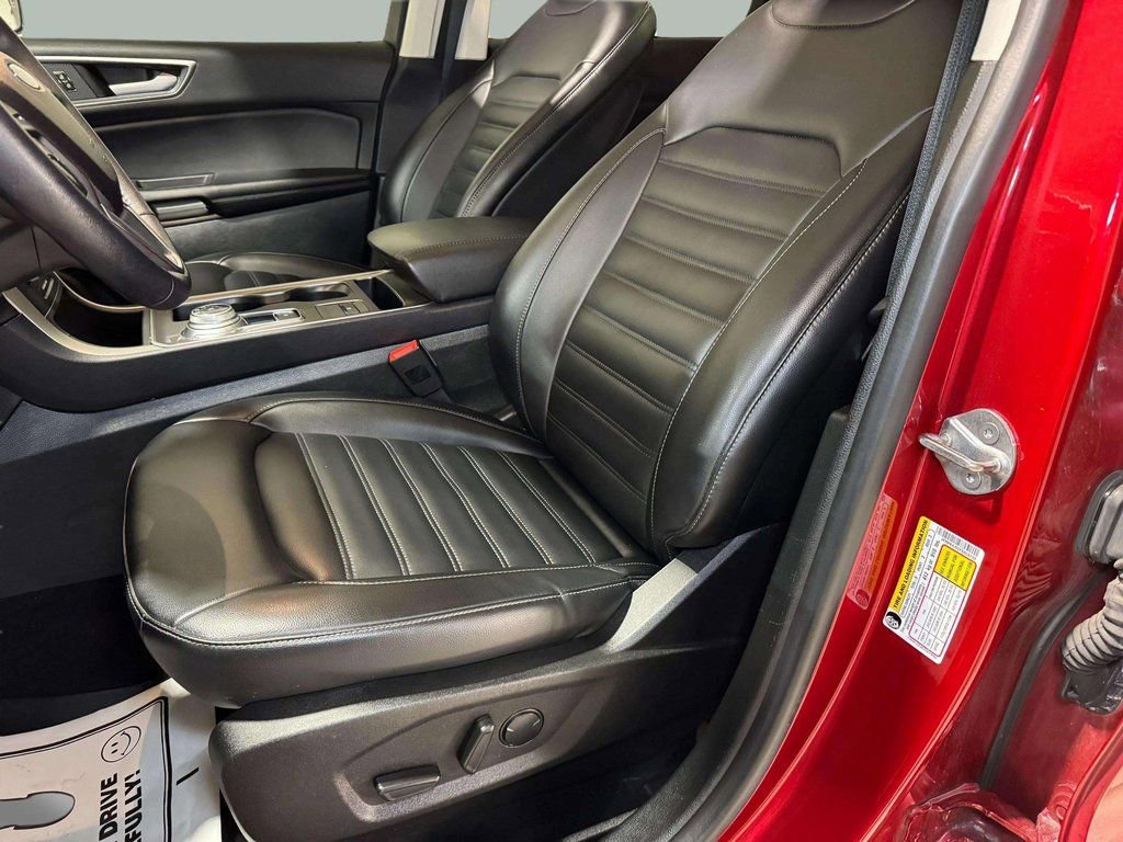 Used 2023 Ford Edge SEL w/ Convenience Package image 5