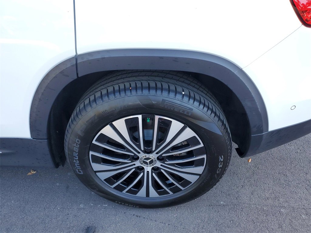 Used 2025 Mercedes-Benz EQB 250+ image 8