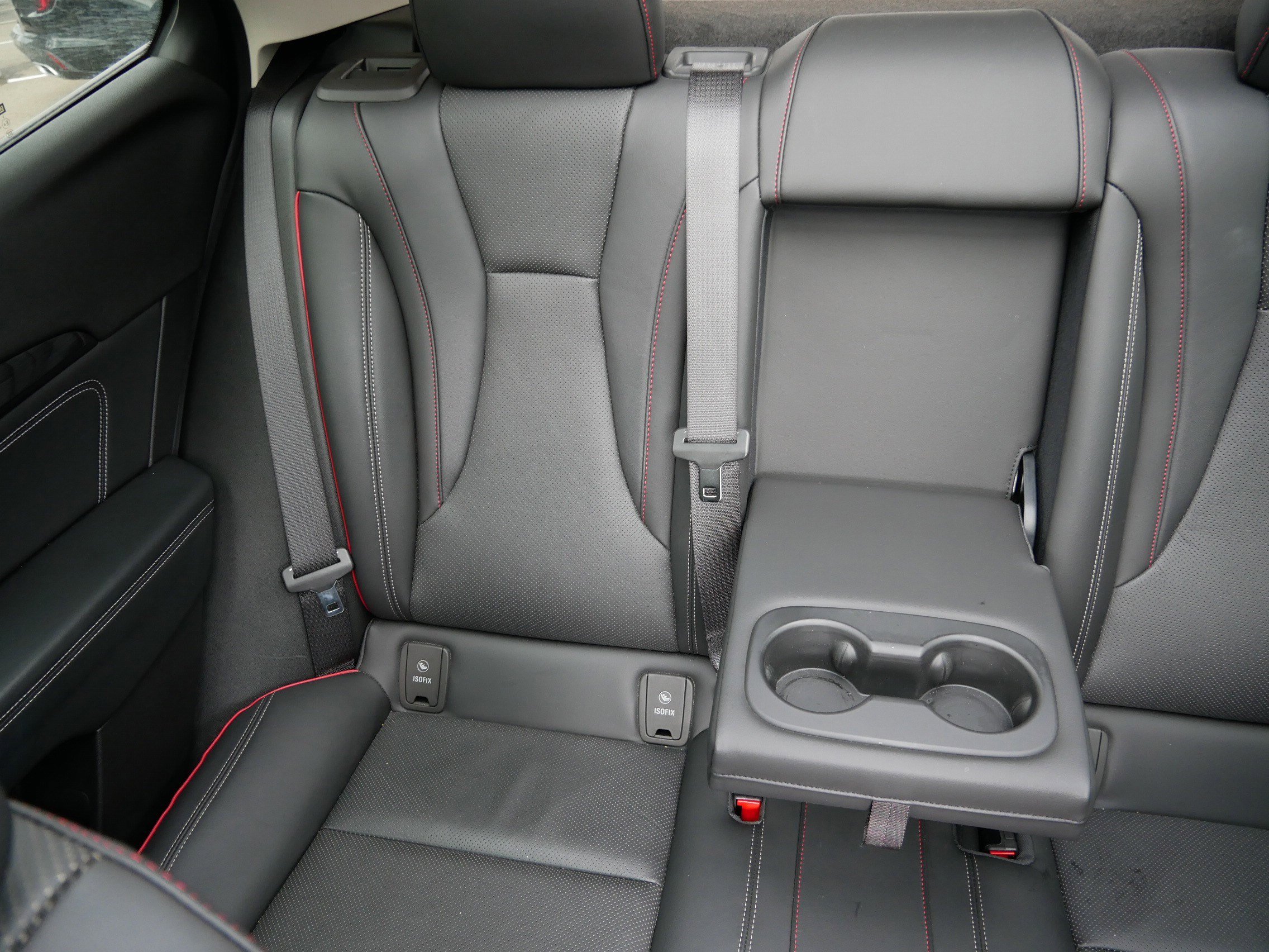 Used 2023 Buick Envision Essence w/ Sport Touring Package image 12