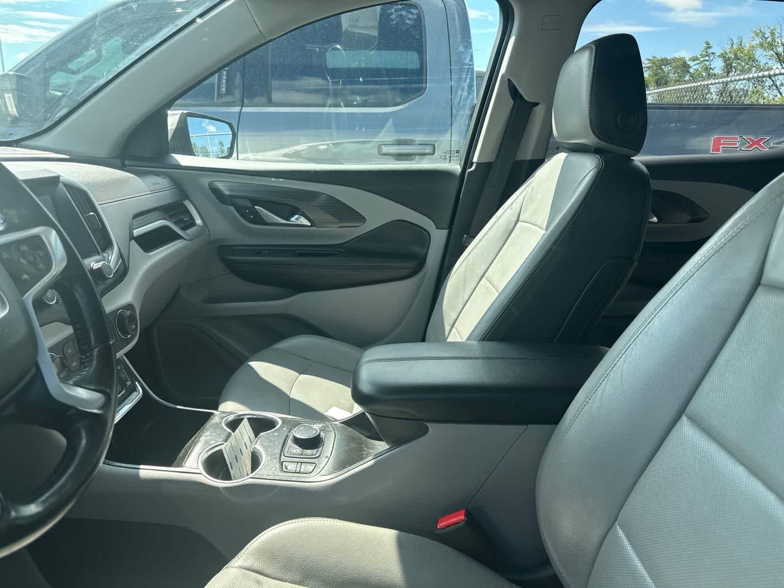 Used 2020 GMC Terrain SLT w/ Preferred Package AWD/4WD image 29