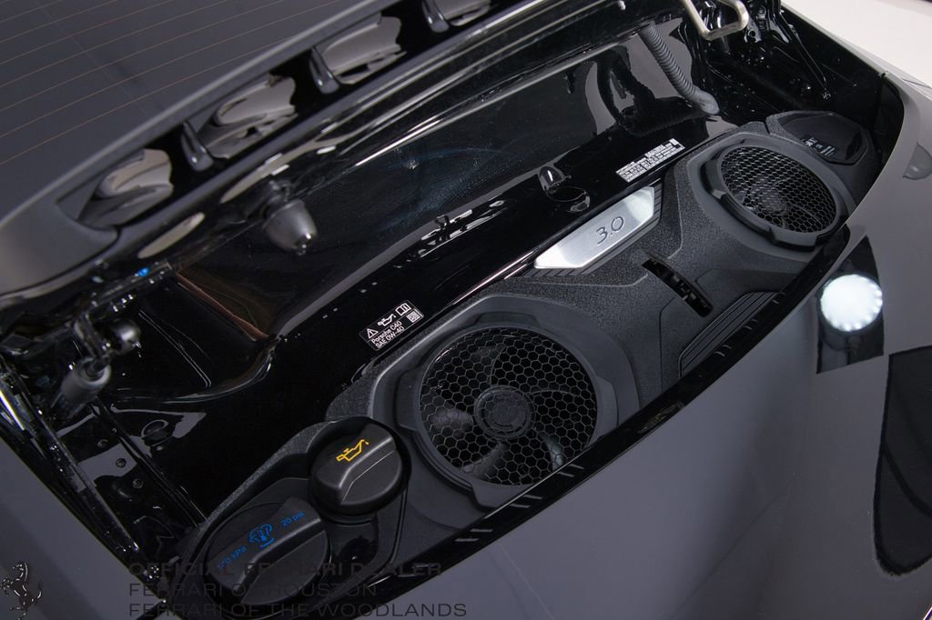 Used 2025 Porsche 911 Carrera image 31