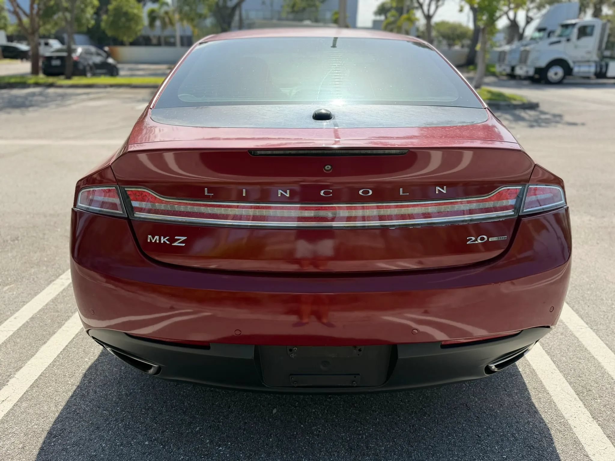Used 2016 Lincoln MKZ w/ Equipment Group 300A Reserve FWD image 6