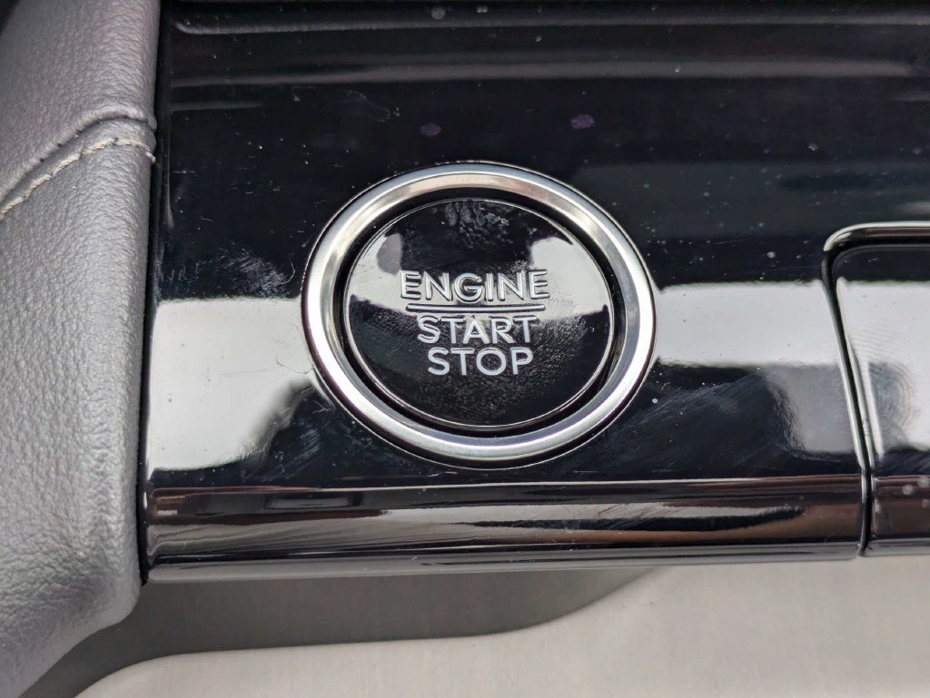 New 2027 Lincoln Navigator Reserve w/ Jet Appearance Package RWD image 33
