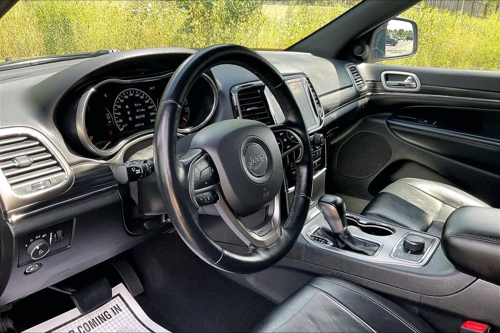 Used 2021 Jeep Grand Cherokee Limited AWD/4WD image 14