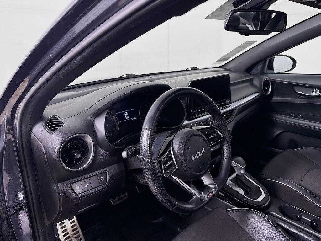 Used 2022 Kia Forte GT-Line FWD image 10