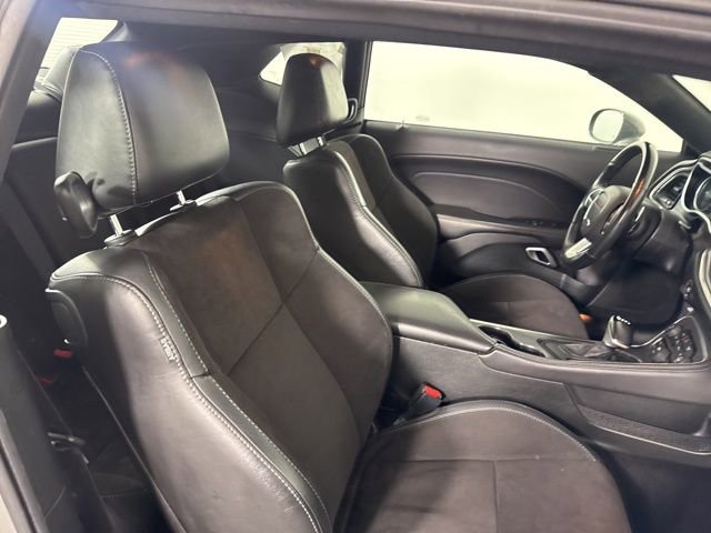 Used 2018 Dodge Challenger GT w/ GT Interior Package image 16