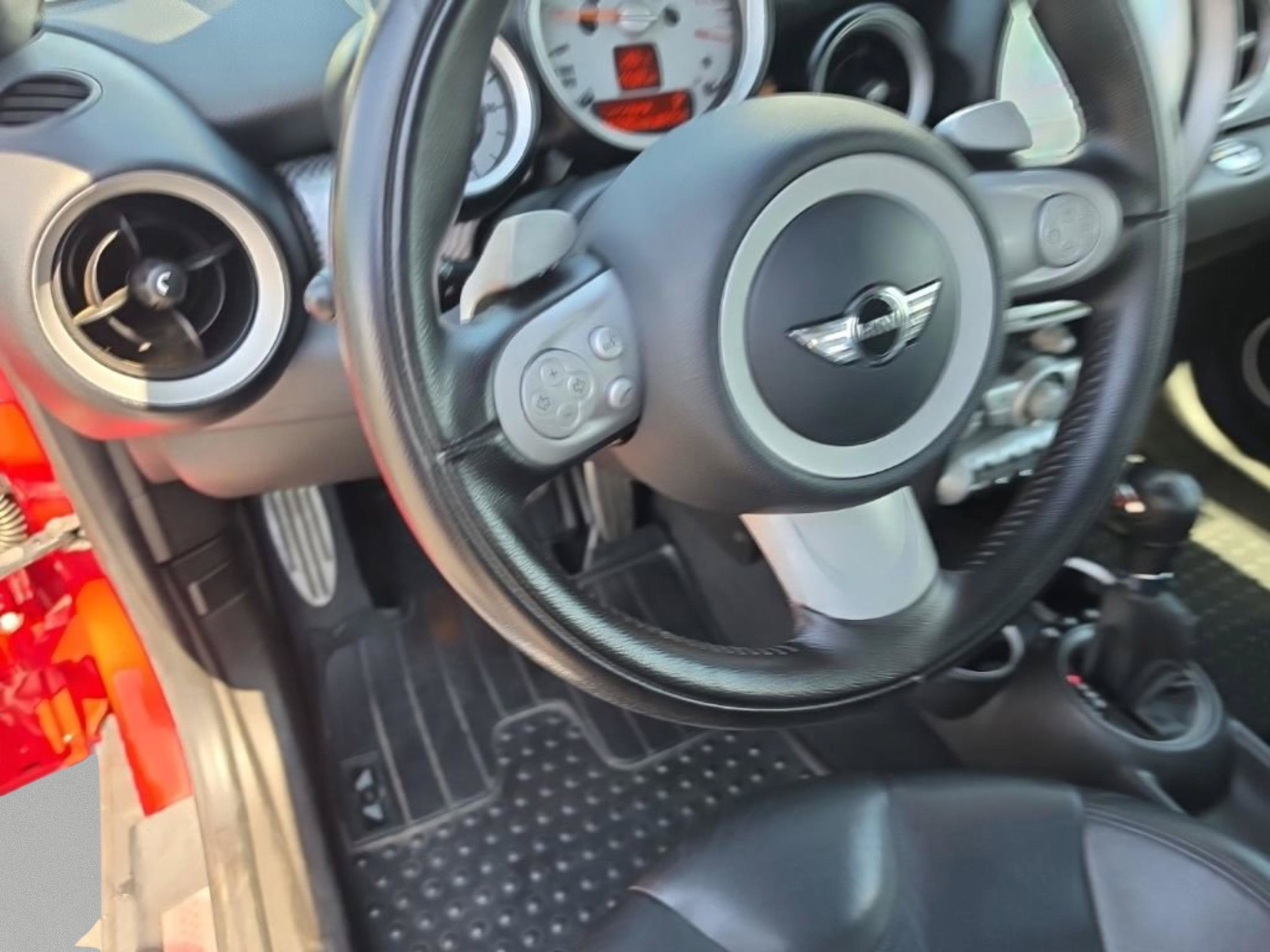 Used 2010 MINI Cooper S FWD image 11