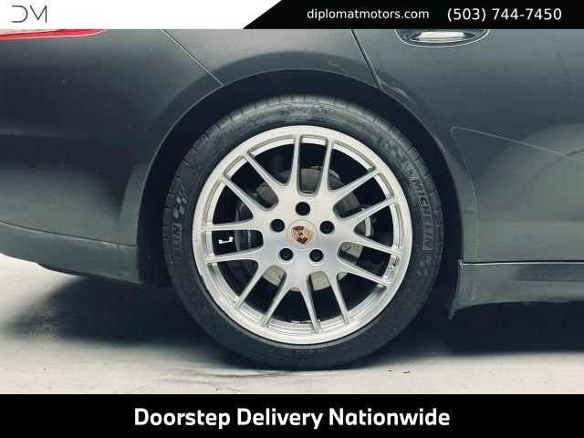 Used 2014 Porsche Panamera 4 AWD/4WD image 47