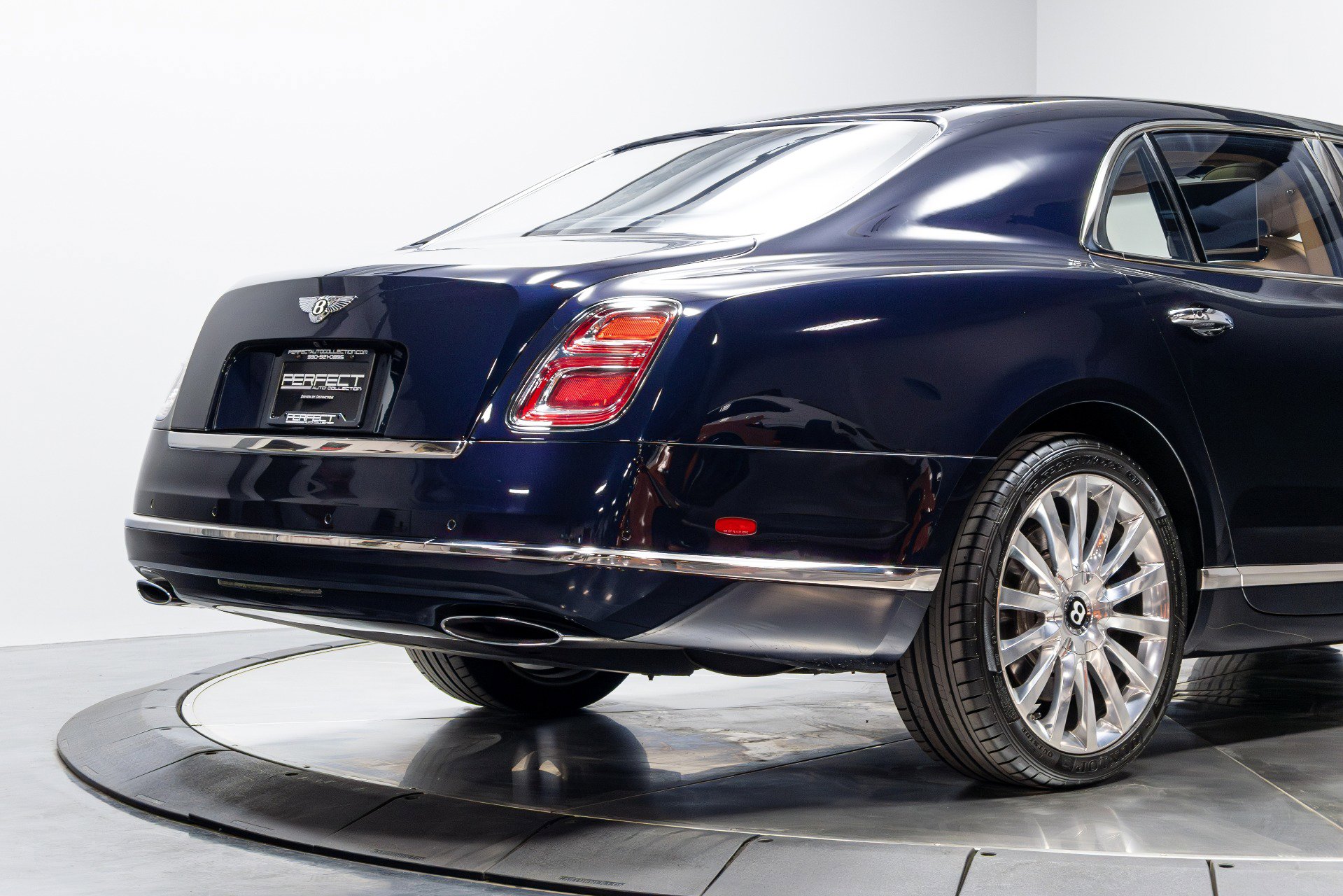 Used 2017 Bentley Mulsanne image 17