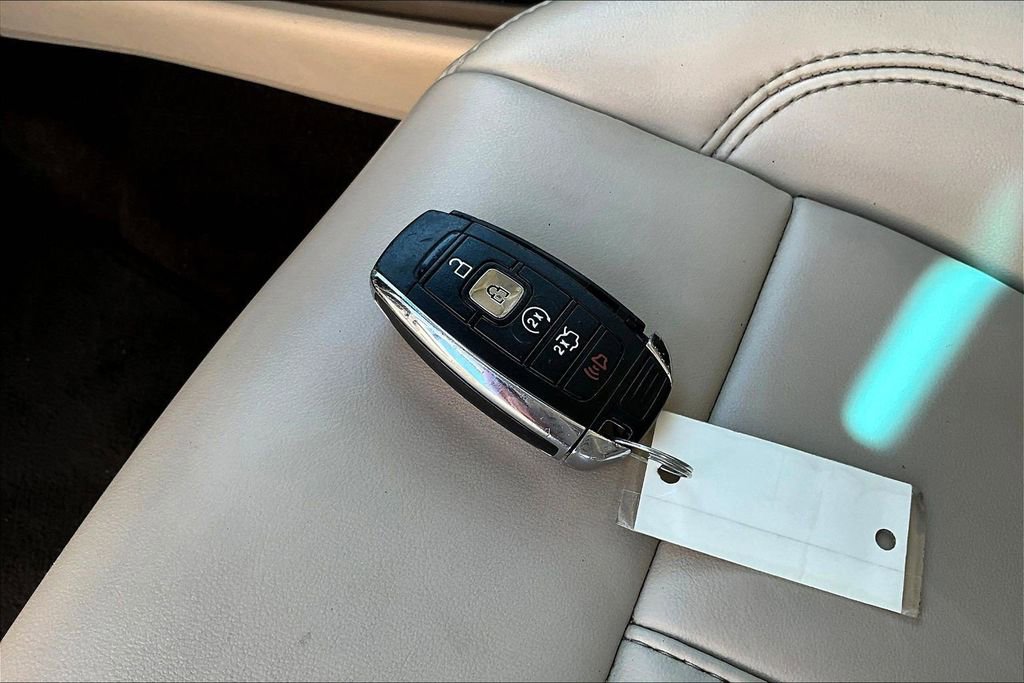 Used 2019 Lincoln MKZ Premiere FWD image 37